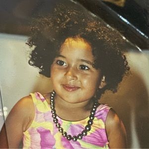 Meet your Posher, Nora